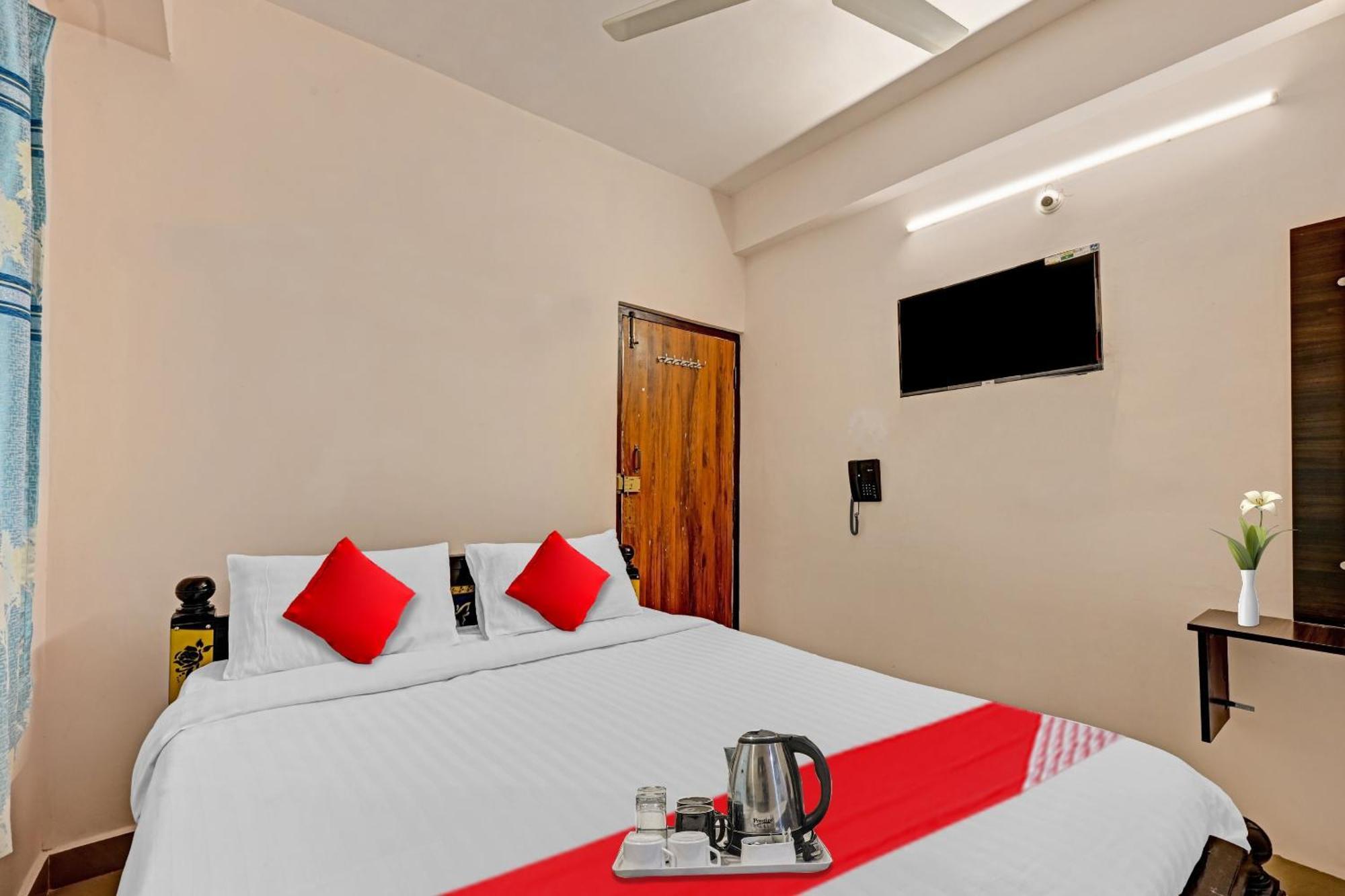 Hotel O Coastal Inn Luxury Service Apartments Kākināda Exterior foto